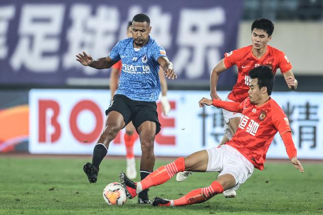 克雷28分库里17分阿德巴约24分 勇士大胜热火